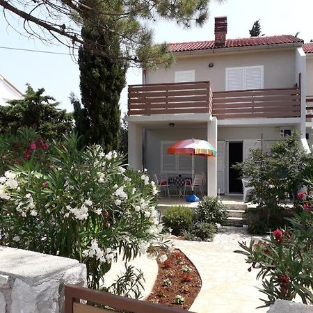 Holiday Home Novalja Exterior photo